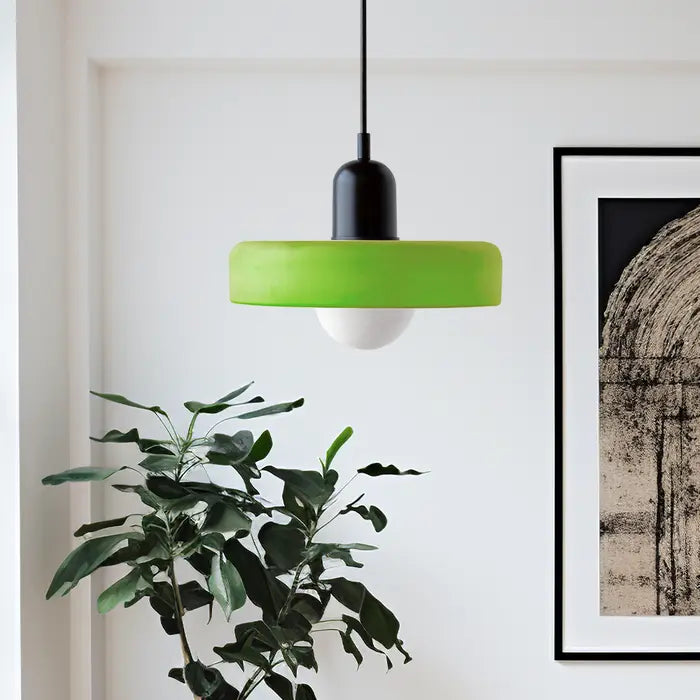 Pendellampe i farget glass Motelys