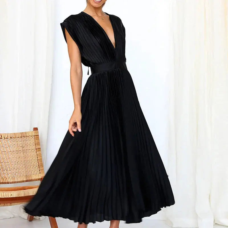 DressGlam - Elegant Plissert Maxikjole for Vår- og Sommerfester Motelys
