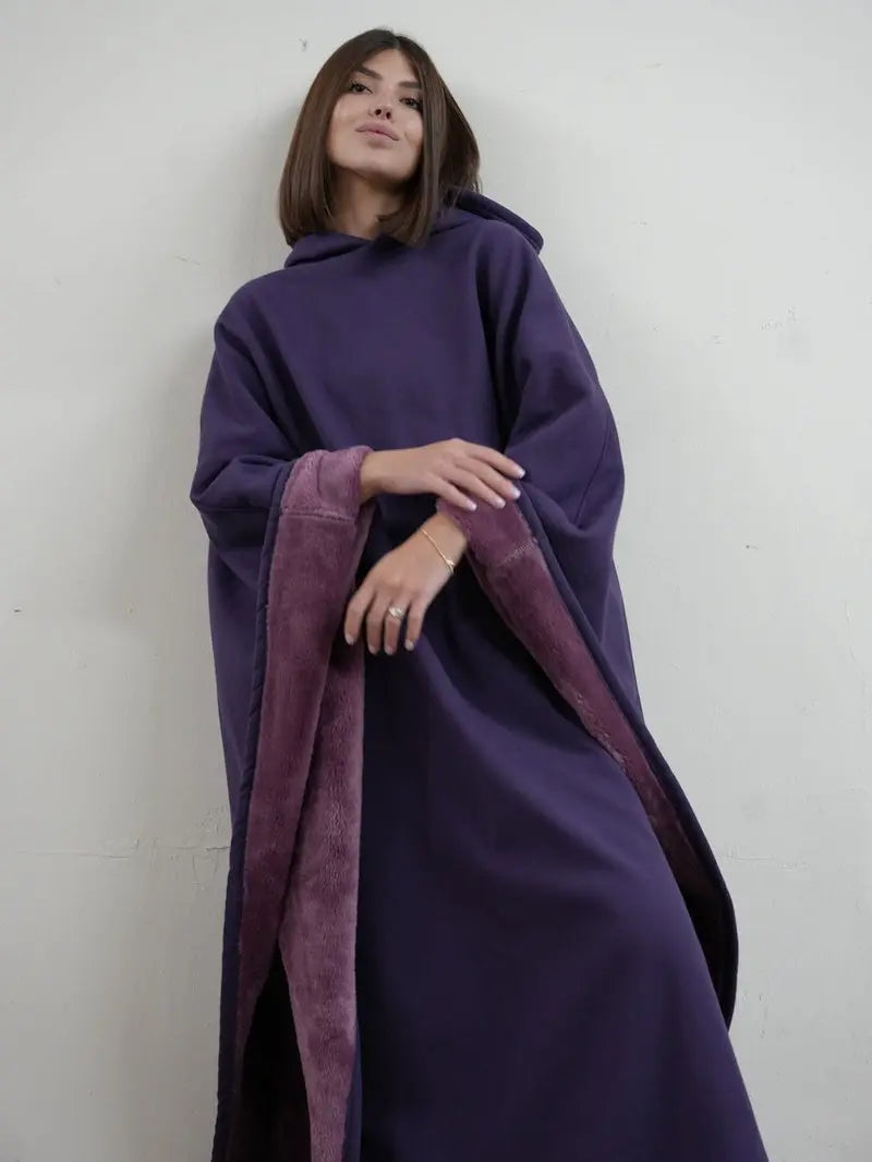CozyNest - Poncho i Fleece Med Hette for Maksimal Komfort Motelys