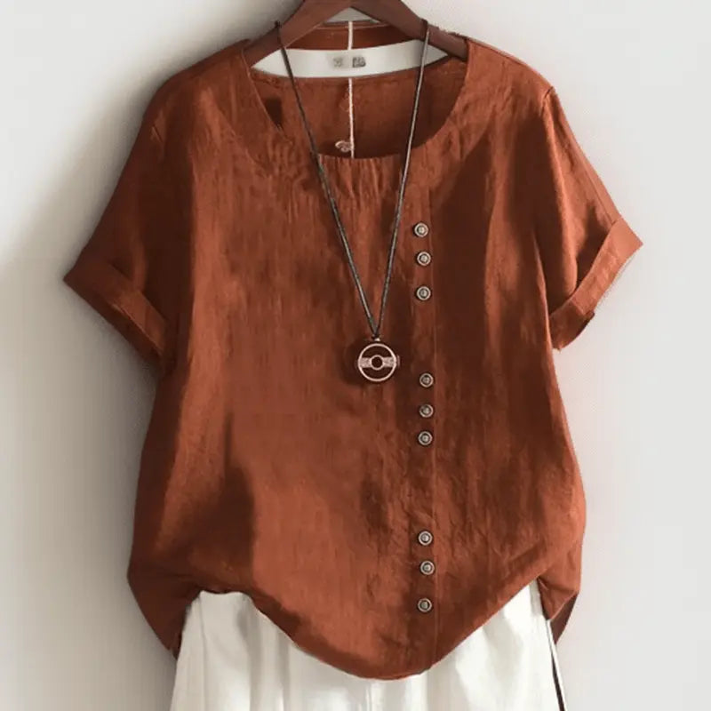 LinenTrend - T-Skjorte i Lin med Elegante Knapperedetaljer for Stiltips Motelys