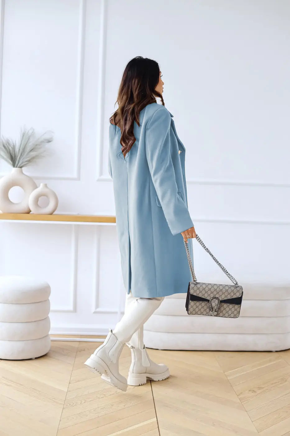 CozyWool - Elegant Dobbeltspent Ullkåpe for Stilige Anledninger Motelys