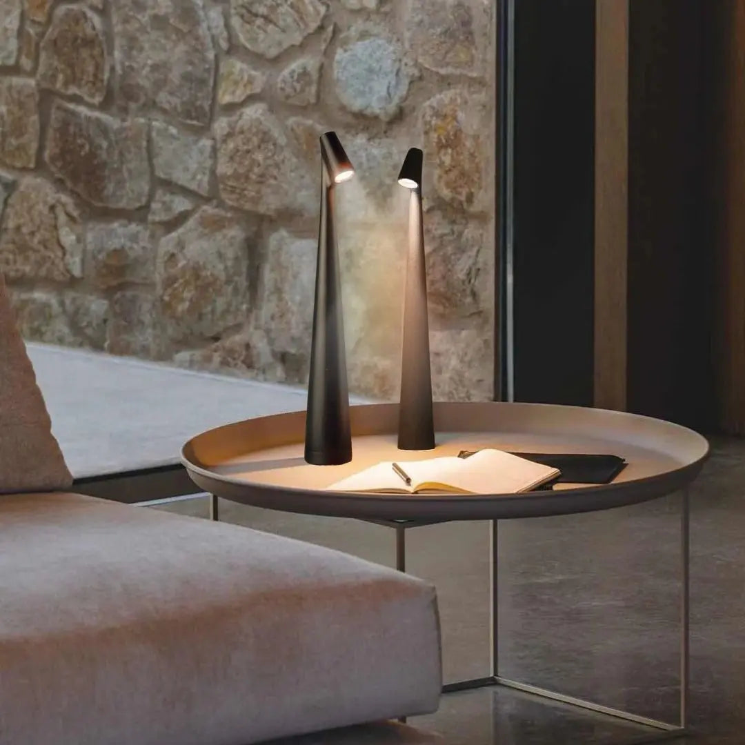 GlowBeam - Trådløs LED-Bordlampe for Stilig Belysning Motelys