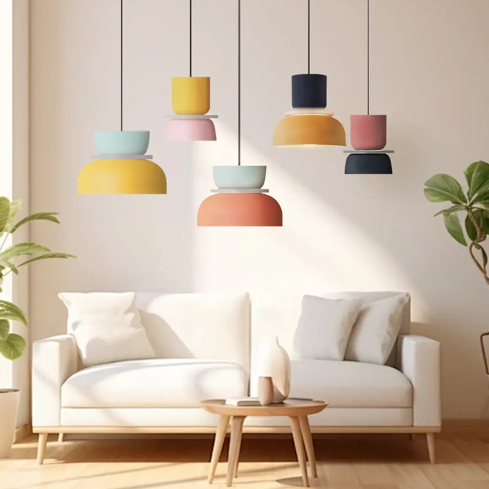 VibrantGlow - Color Block Pendellampe for Et Moderne Hjem Motelys