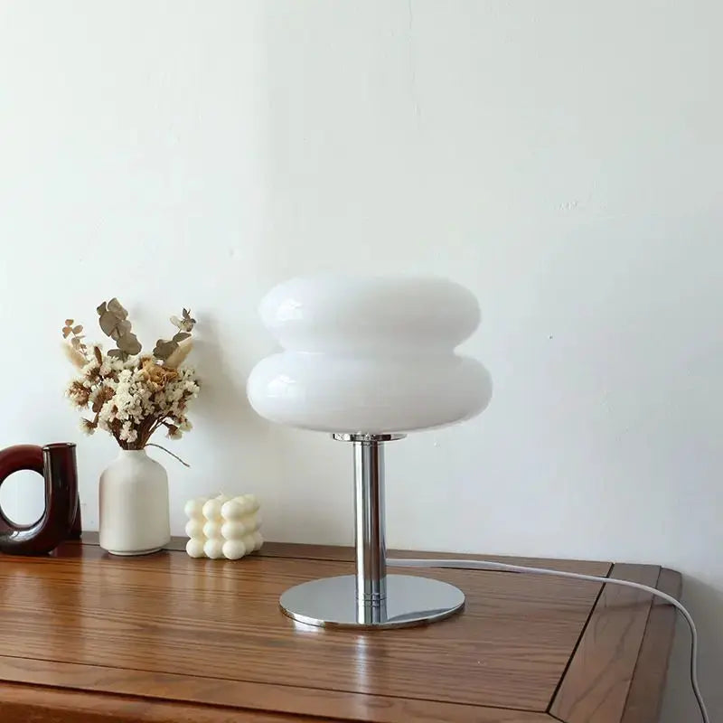 LuxeGlow - Chic Bordlampe for Koselige Kvelder Motelys