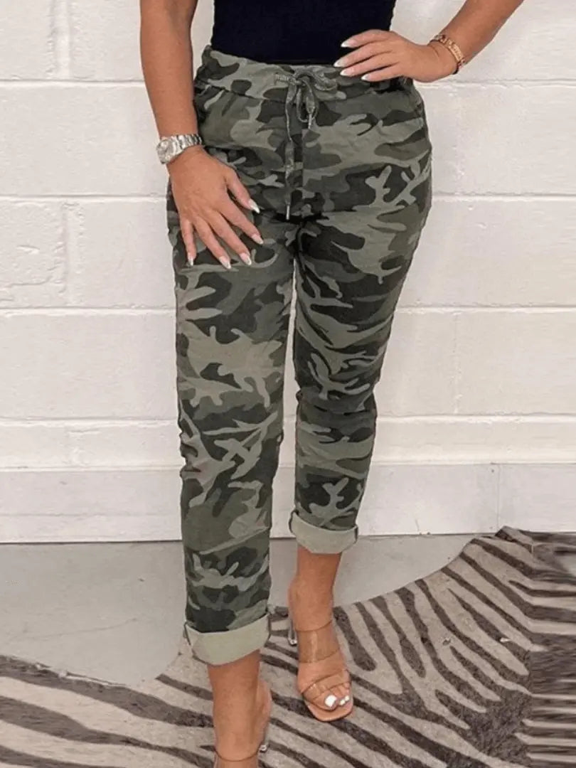 CamoStyle - Praktiske Kamuflasjebukser for Damer Motelys