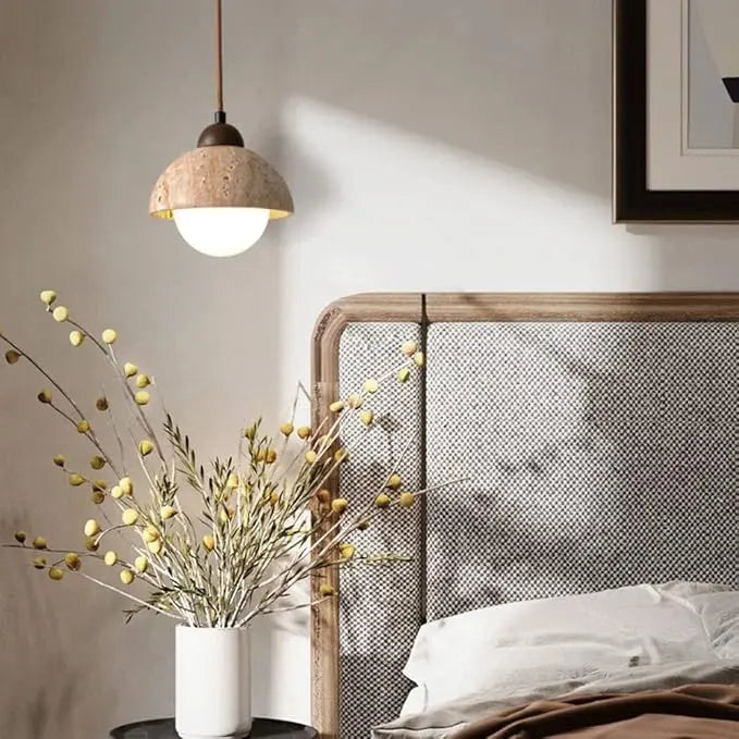 LuxeGlow - Stilren Pendellampe i Naturmarmor for Moderne Interiør Motelys