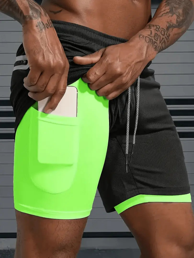 Herre 2-i-1 Hurtigtørkende Sportshorts - Sikker Telefonlomme & Refleksdetaljer Motelys