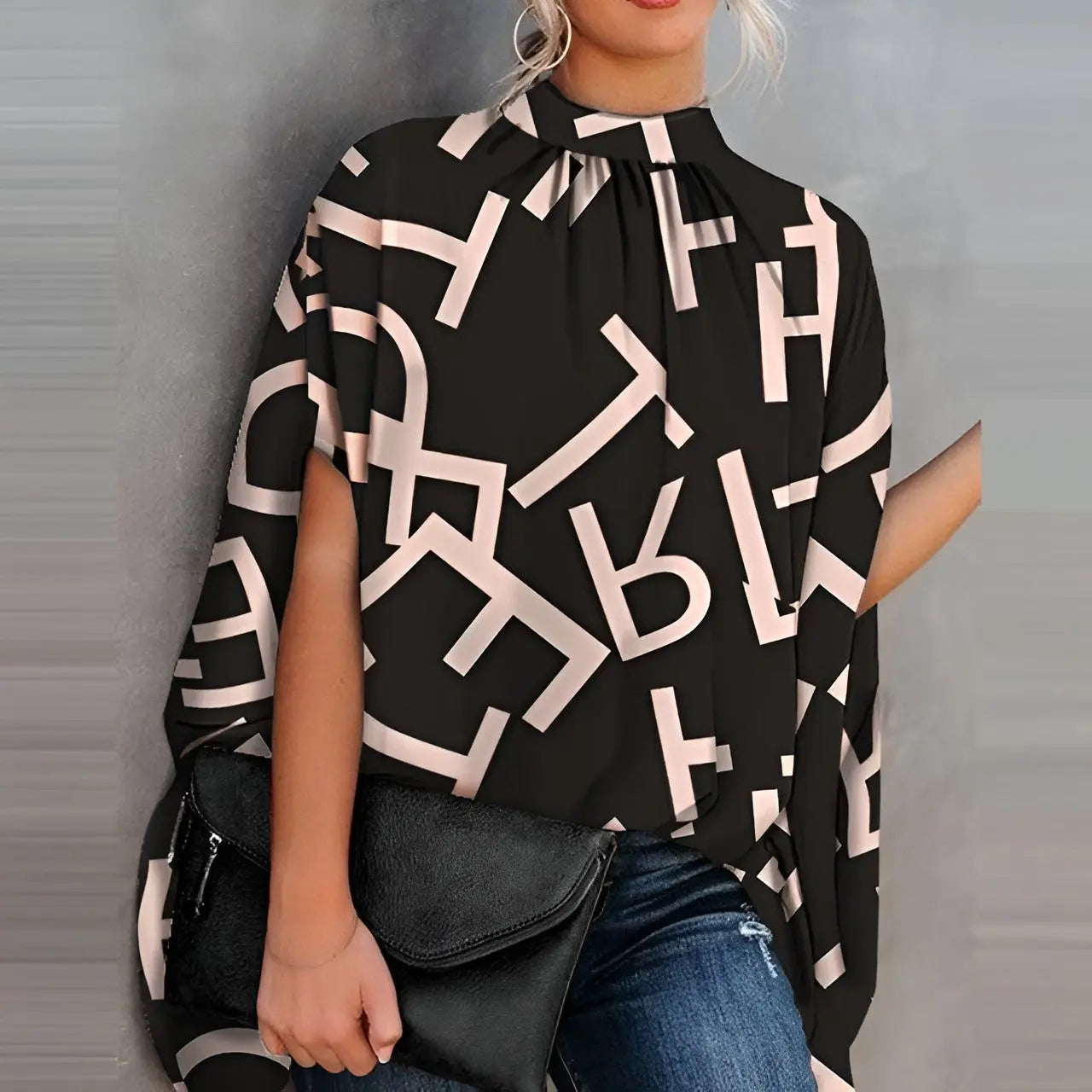 StyleNest - Allsidig Bluse med O-hals for En Kjempefin Look Motelys