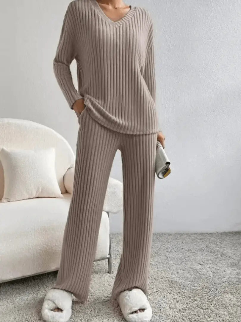 CozyCraft - Trendy Sett med Strikket Bukse og Genser for Komfort Motelys