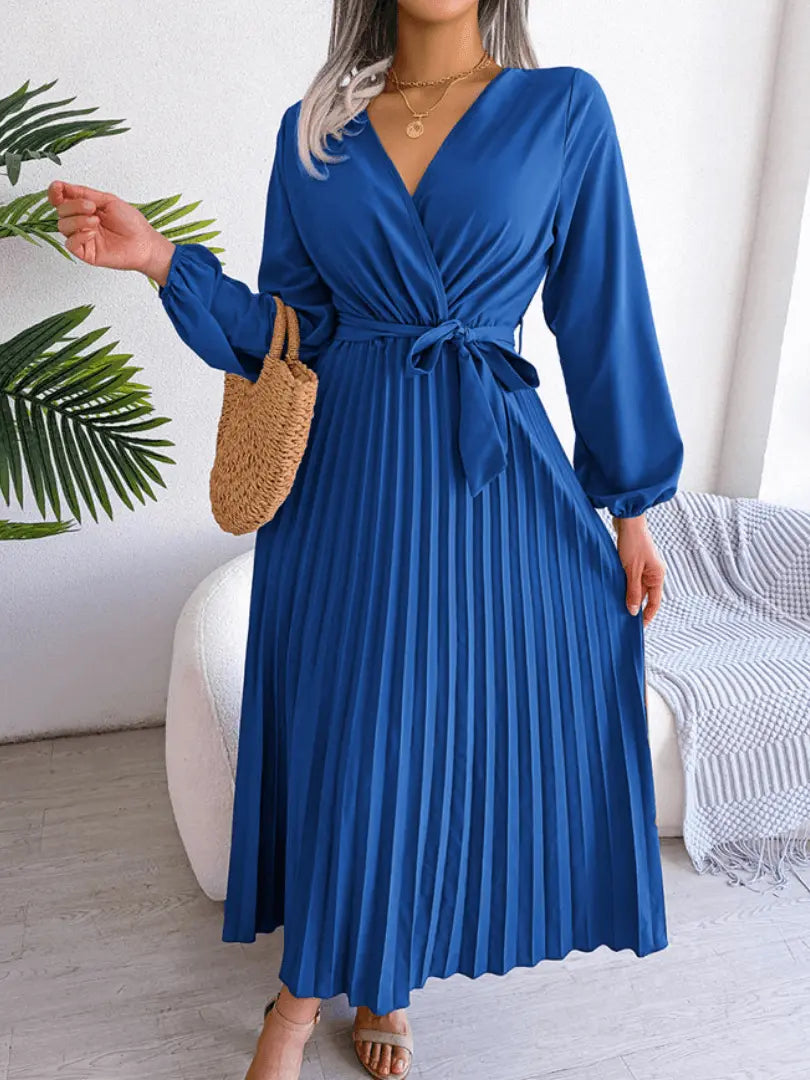 ChicTwist - Elegant Plissert Kjole for Stilfulle Anledninger Motelys