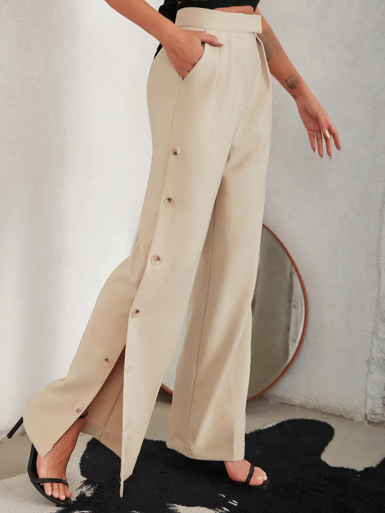 ChicVibe - Bukser med Vide Ben og Knapper i Siden for Style Motelys