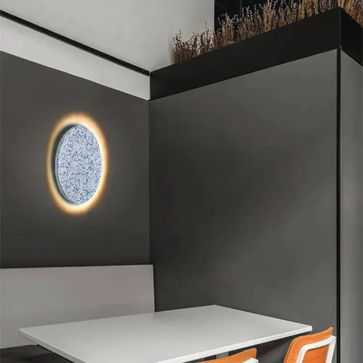 LumenArt - Unik Terrazzo Stibelysning for Moderne Interiør Motelys