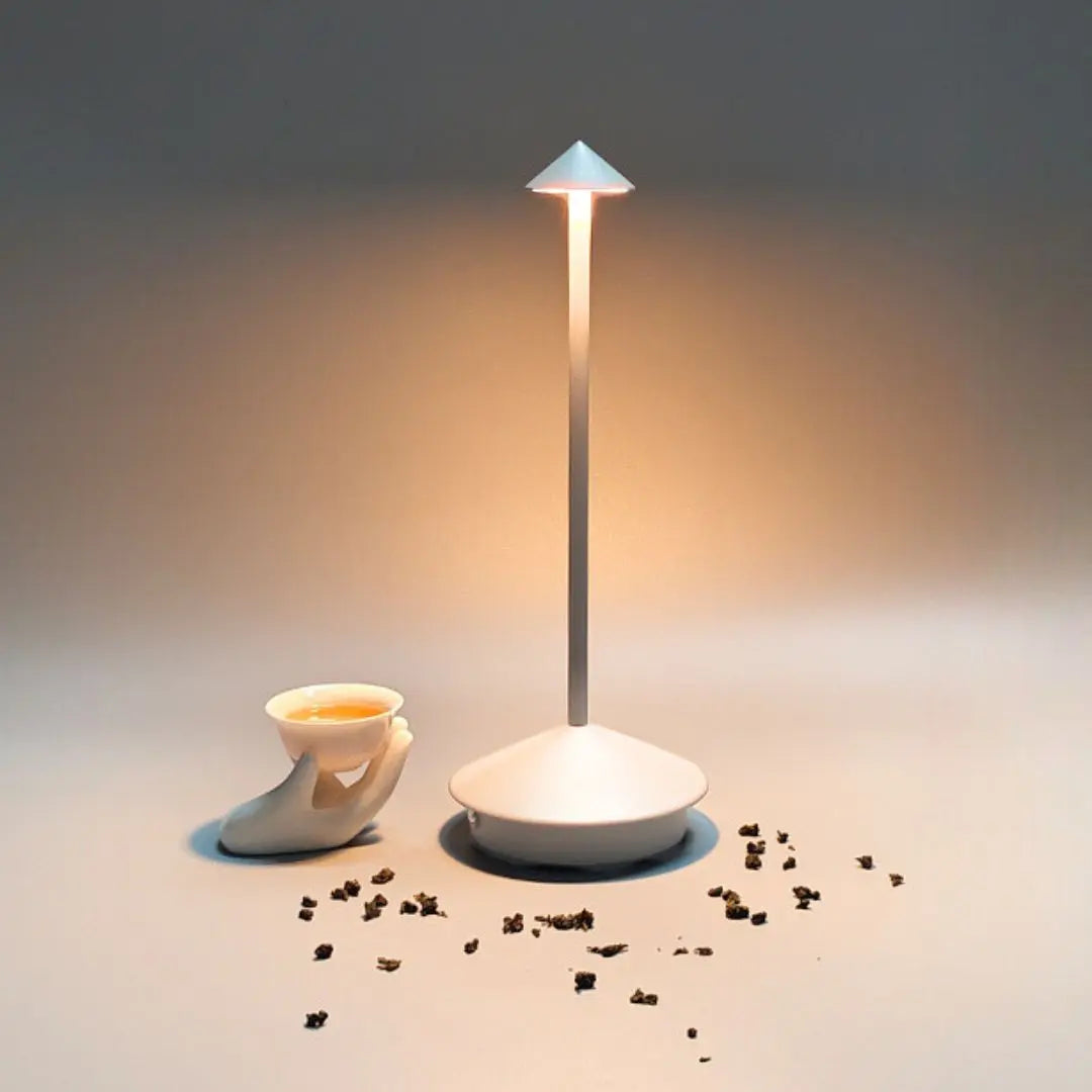 Stilfull bordlampe Motelys