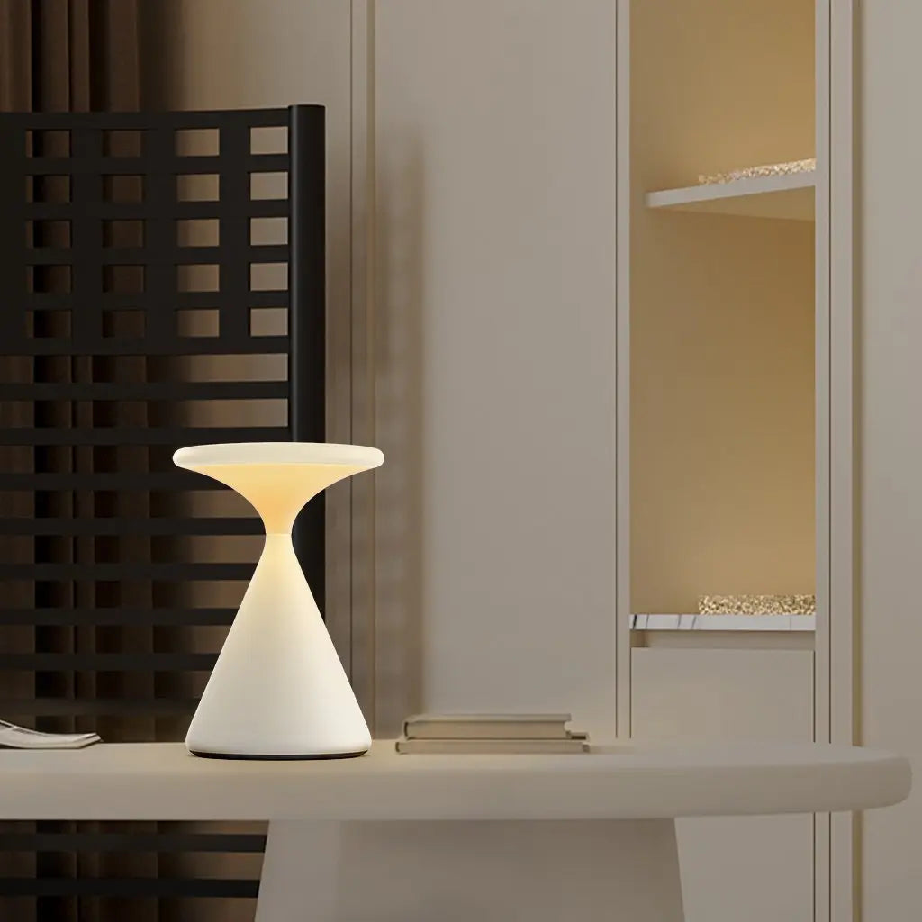 Hourglass Batteridrevet Bordlampe Motelys