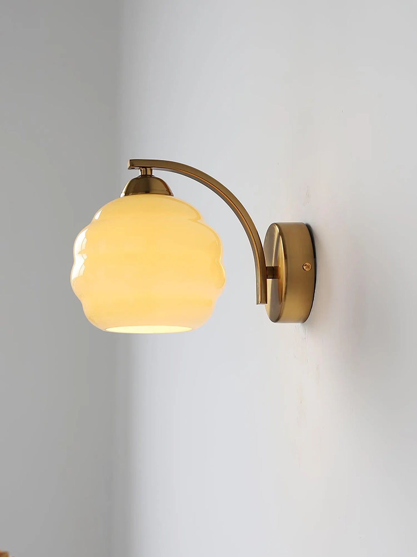 NostalgicLights - Elegant Vintage Vegglampe for Tidøs Atmosfære Motelys