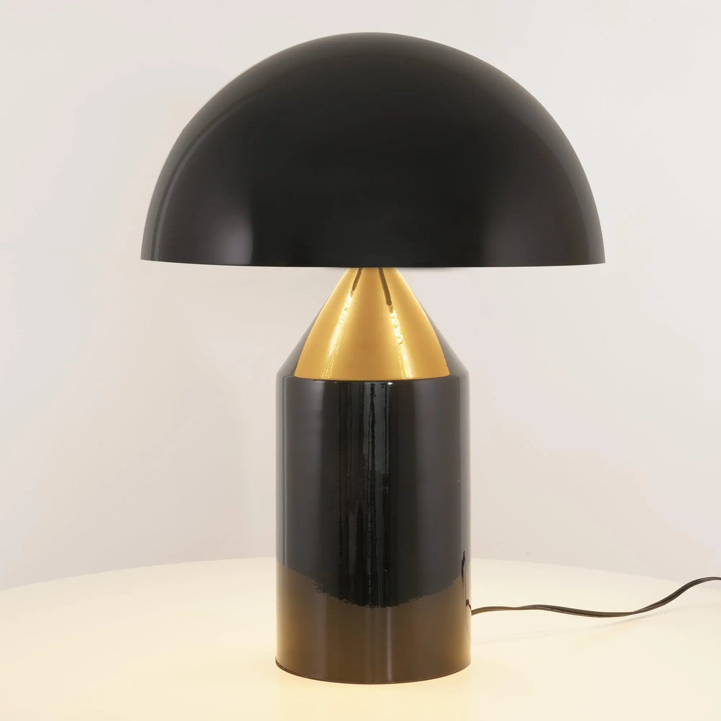 BrightCraft - Stilig Panellampe i Metall for Moderne Interiør Motelys