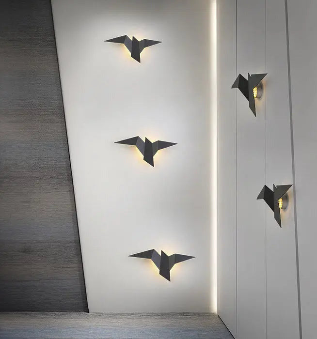 LumaFlee - Stilig Vegglampe med Fugledesign for Et Unikt Uttrykk Motelys