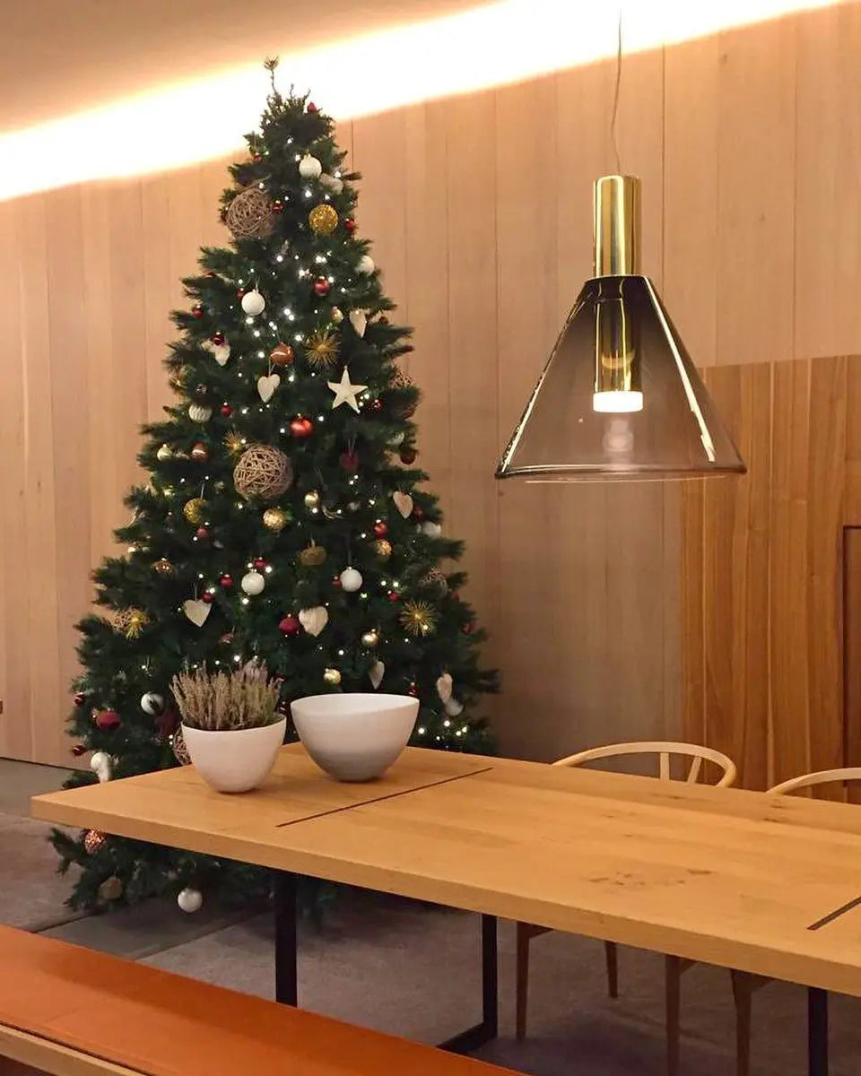 GlowSphere - Elegant Pendellampe for Stilfulle Interiør Motelys
