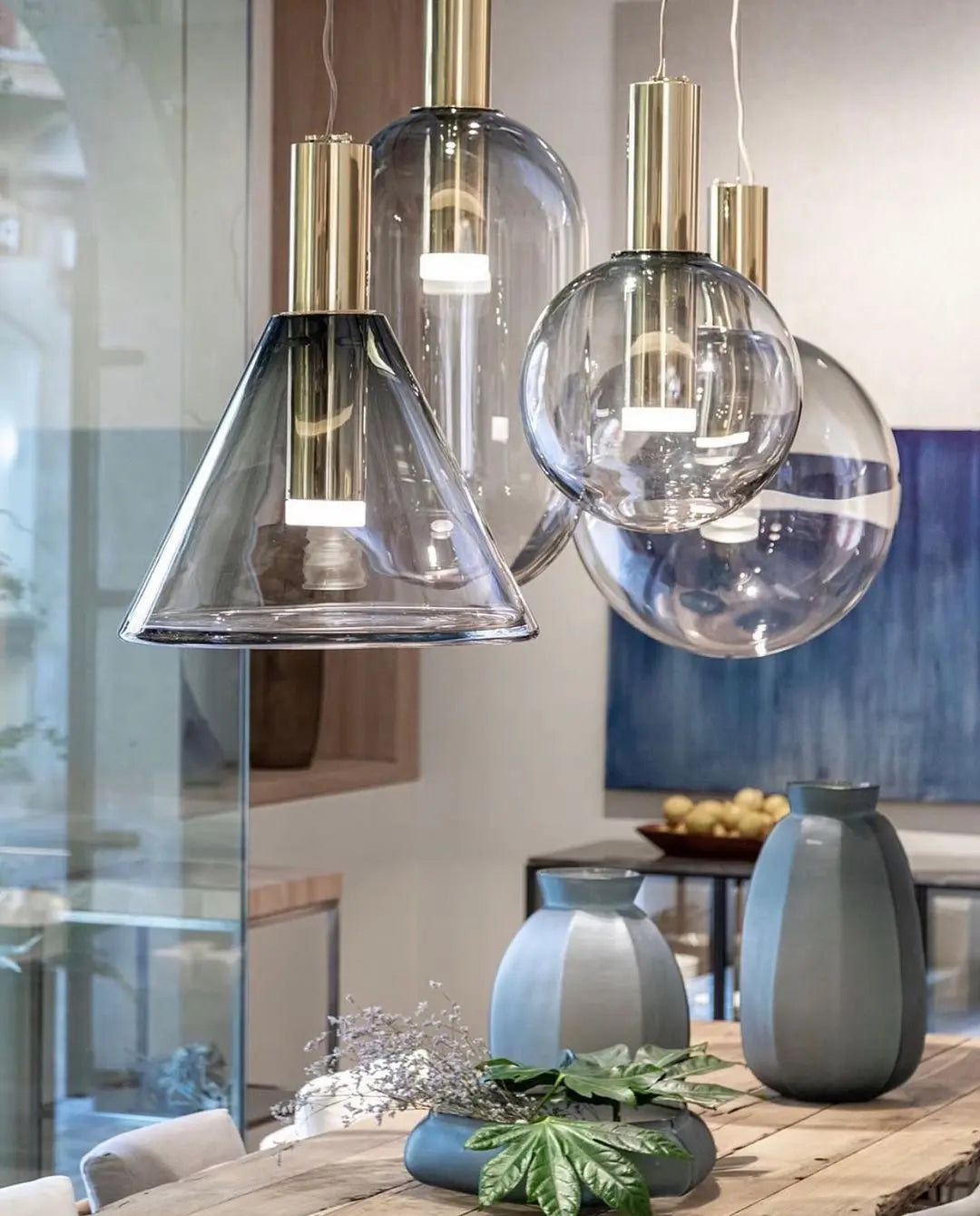 GlowSphere - Elegant Pendellampe for Stilfulle Interiør Motelys