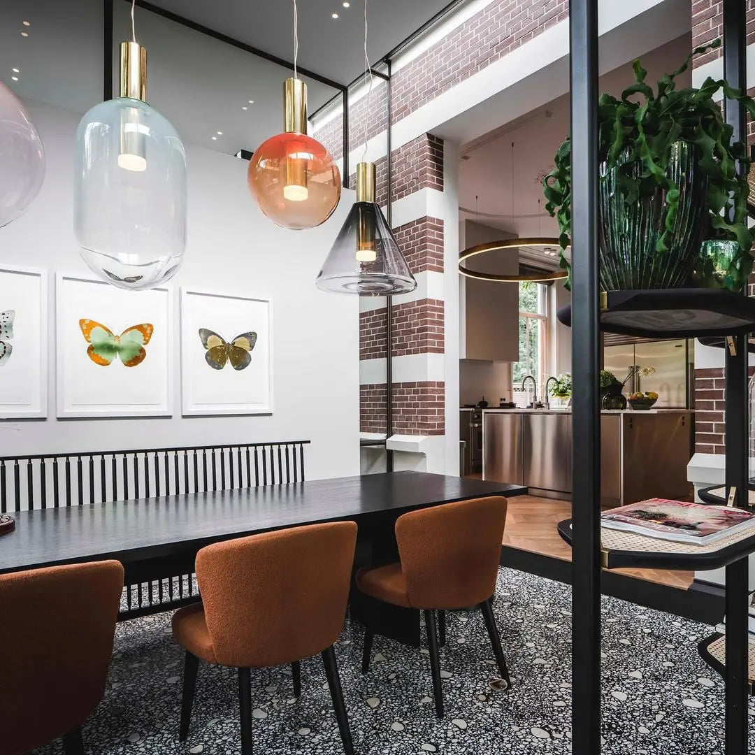 GlowSphere - Elegant Pendellampe for Stilfulle Interiør Motelys