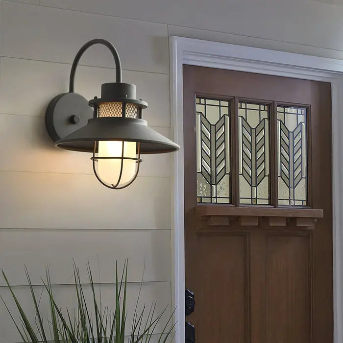 BrightForge - Industriell Utendørslampe for Et Rått Utseende Motelys