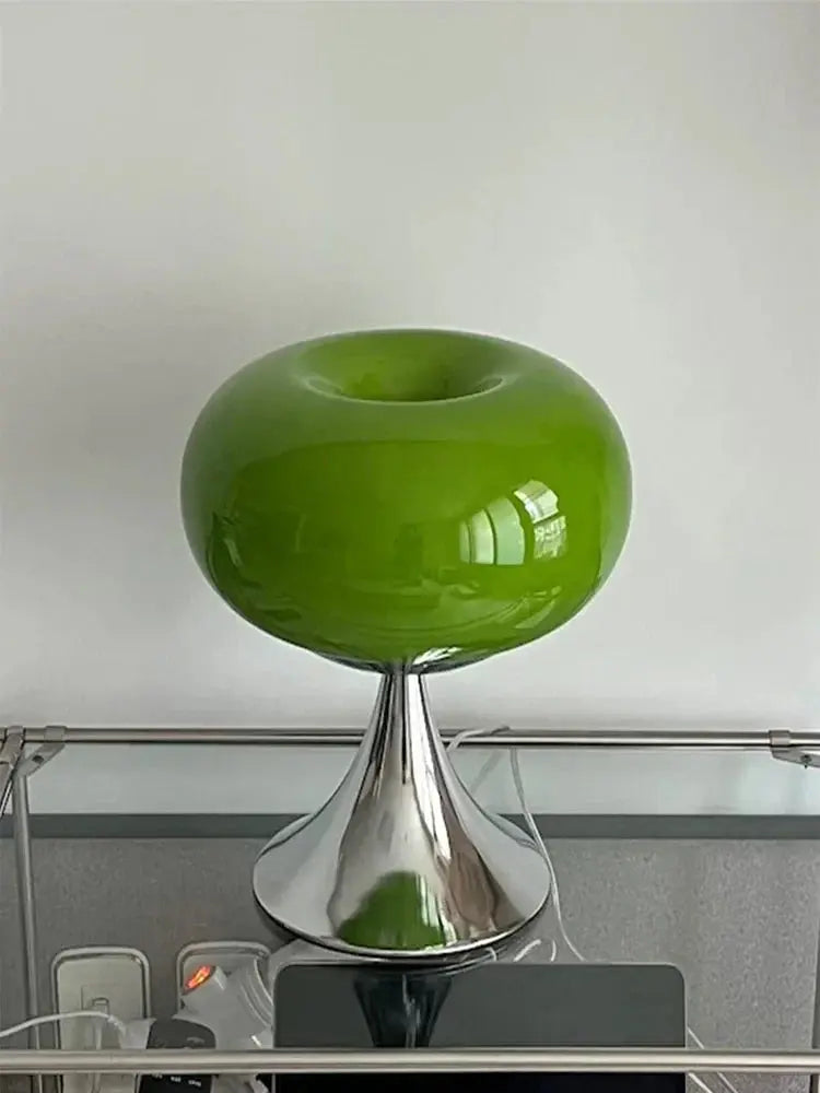 Eplebordlampe i antikk stil Motelys
