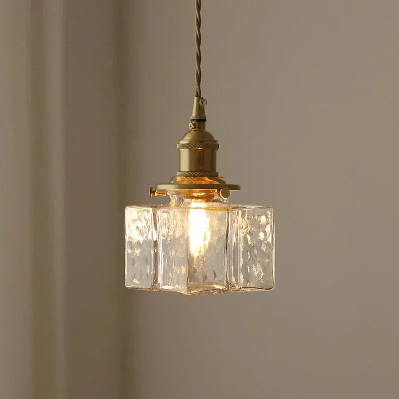 LuxeGlow - Retro Hengende Glasslampe for Klassiskt Design Motelys