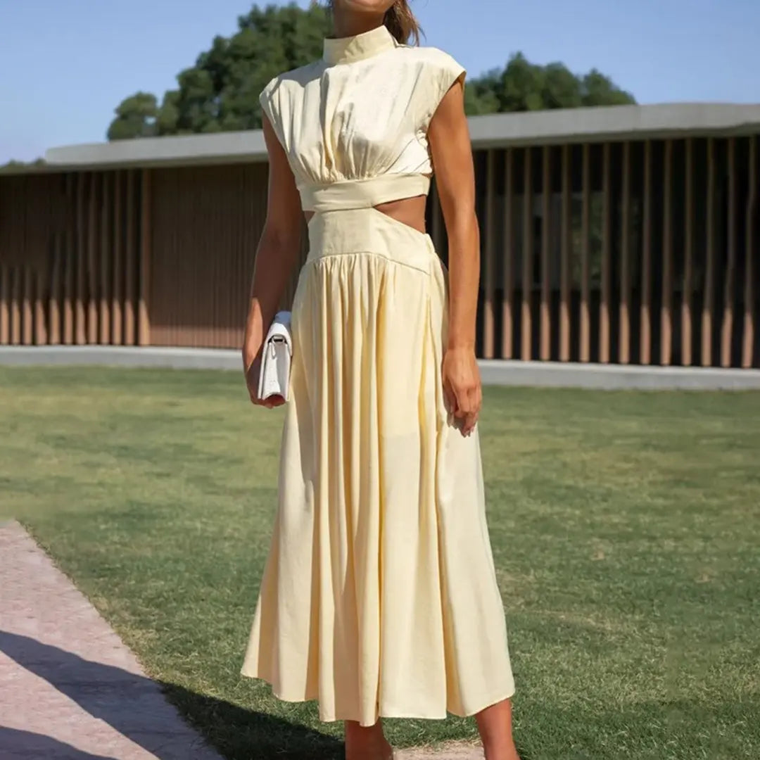 FashionFlair - Stilfull Ermeløs Kjole For Perfekte Sommerkvelder Motelys