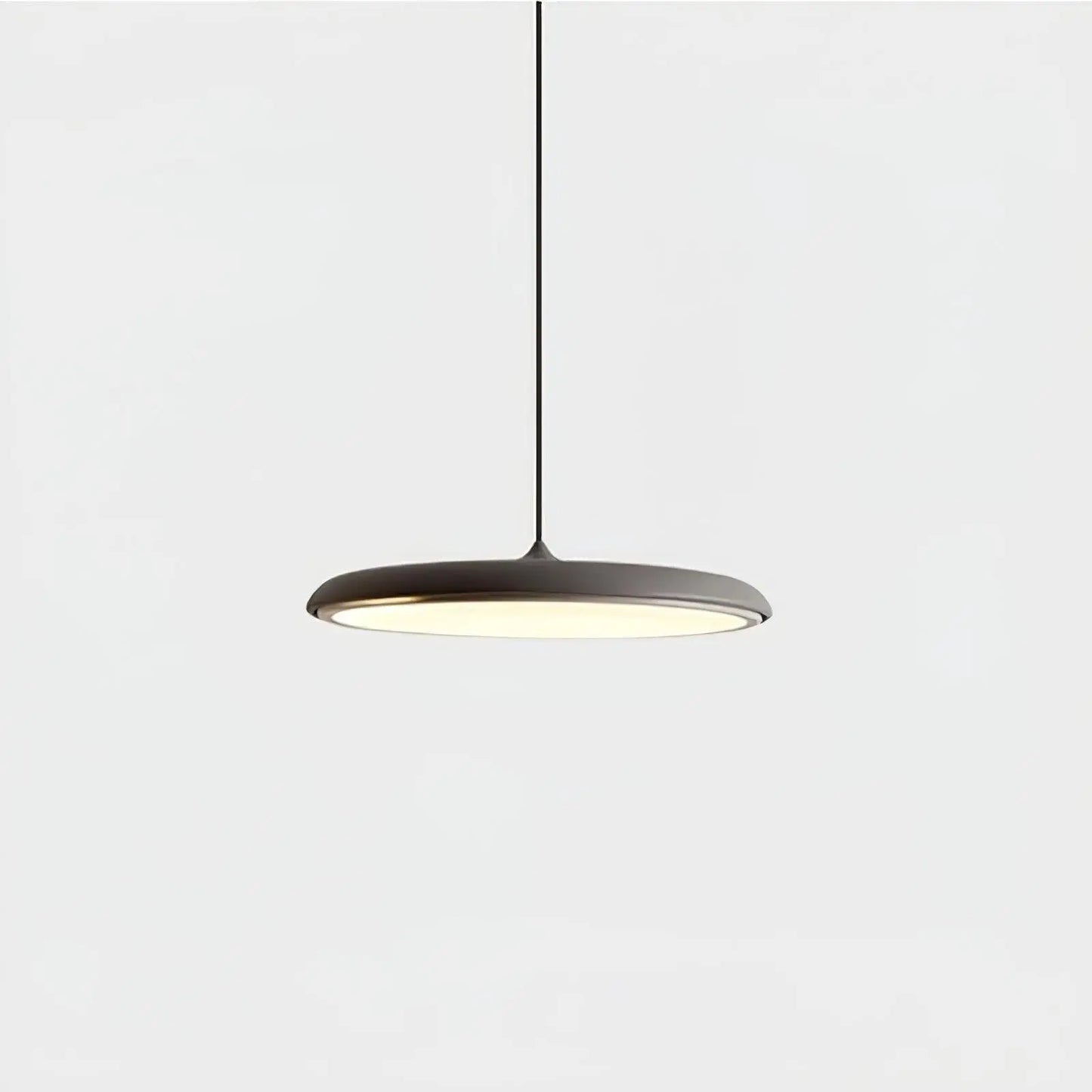 LuxeLight - Stilren Pendellampe for Hjemmekos Motelys