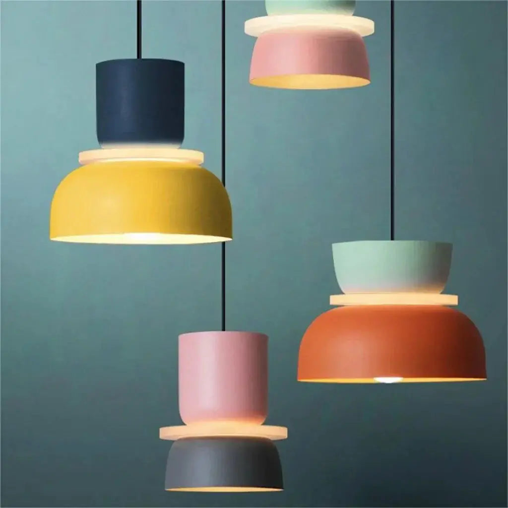 VibrantGlow - Color Block Pendellampe for Et Moderne Hjem Motelys