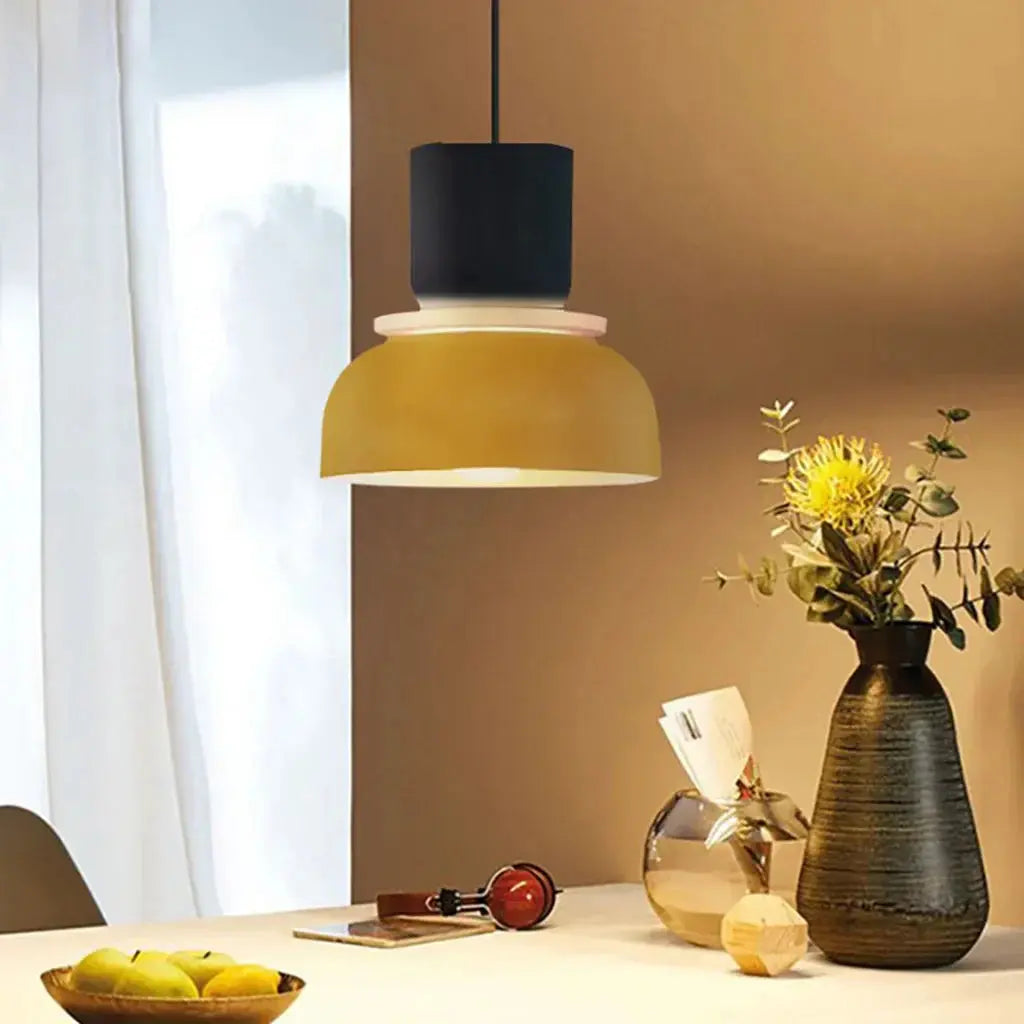 VibrantGlow - Color Block Pendellampe for Et Moderne Hjem Motelys