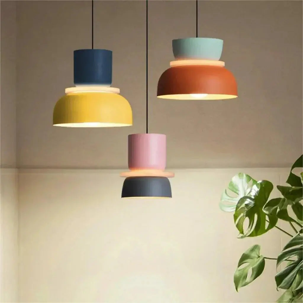 VibrantGlow - Color Block Pendellampe for Et Moderne Hjem Motelys