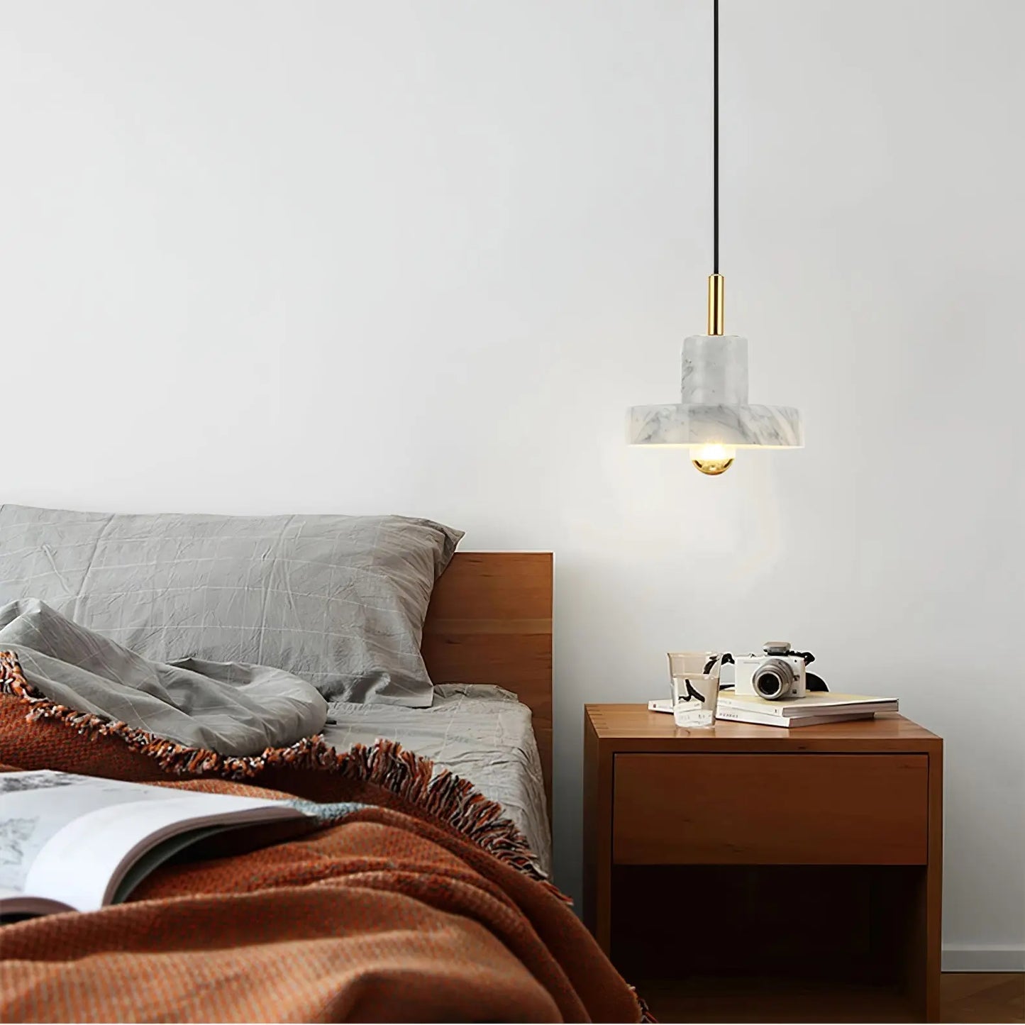 AuraLight - Elegant Marmor Pendellampe for Stilig Belysning Motelys