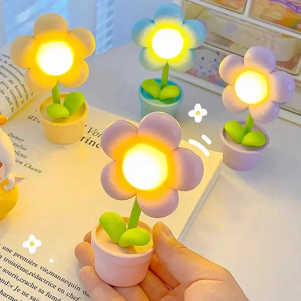 GlowPetal - Sjarmerende Blomsterformet Bordlampe for Koselig Belysning Motelys