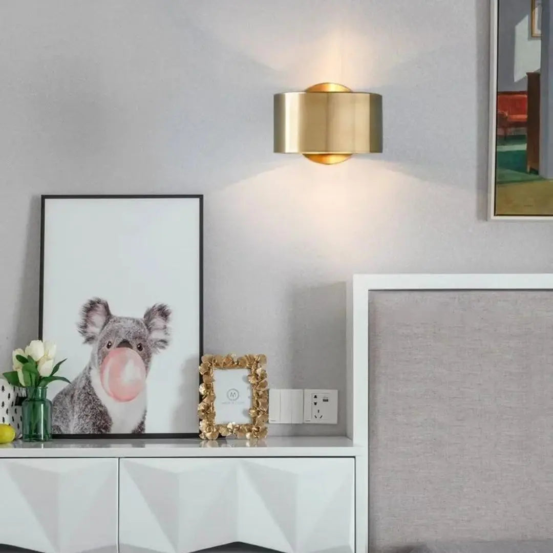 Minimalistisk vegglampe Motelys