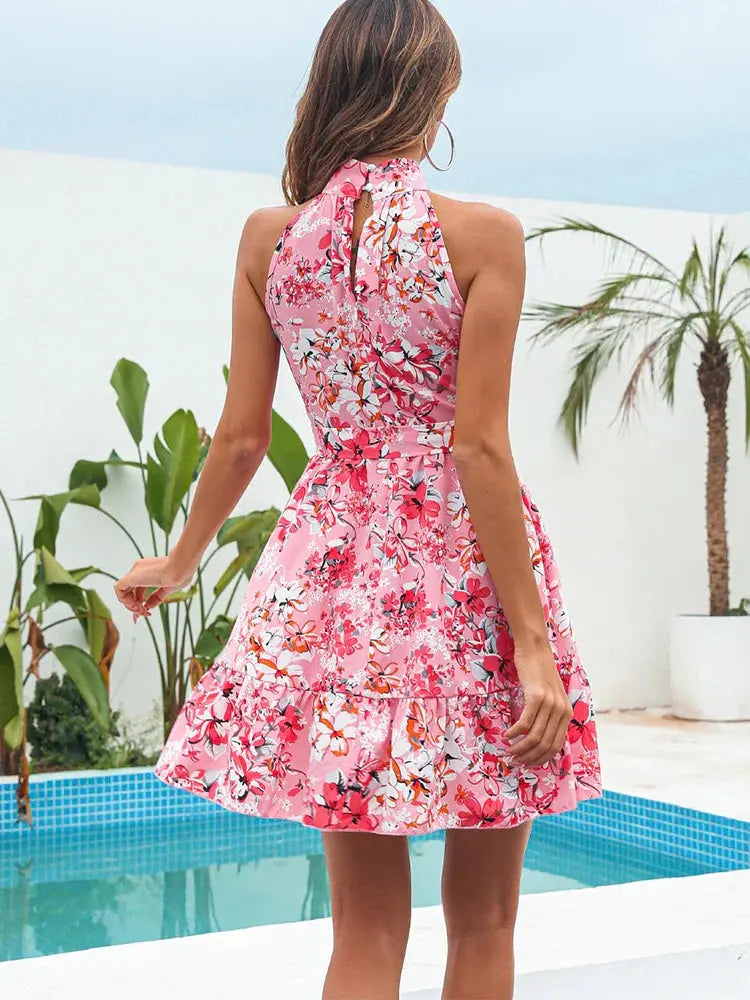ChiffonGrace - Sommerlig Halterkjole i Chiffon for Elegant Stil Motelys