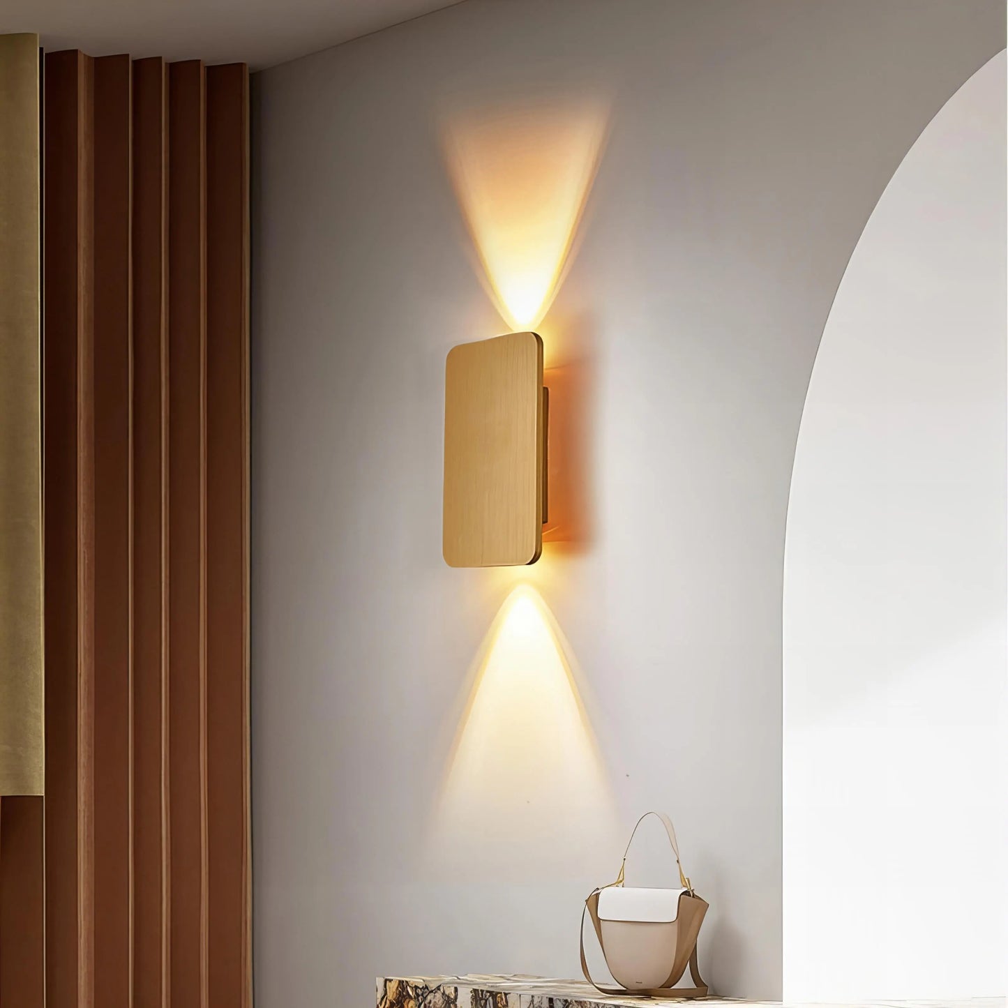LumenArt - Rektangelformet Vegglampe for Elegant Belysning Motelys