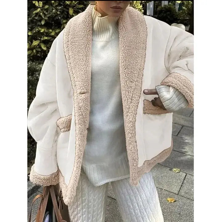 VelvetWear - Uldfrakke i Ruskind til Kvinner for Elegant Utseende Motelys