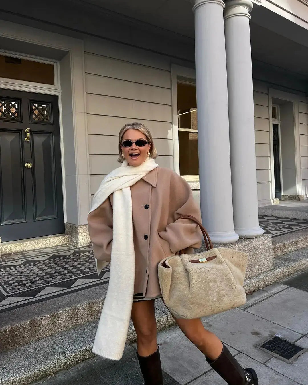 CozyChic - Overdimensjonert Kåpe for Kvinner med Stil og Komfort Motelys