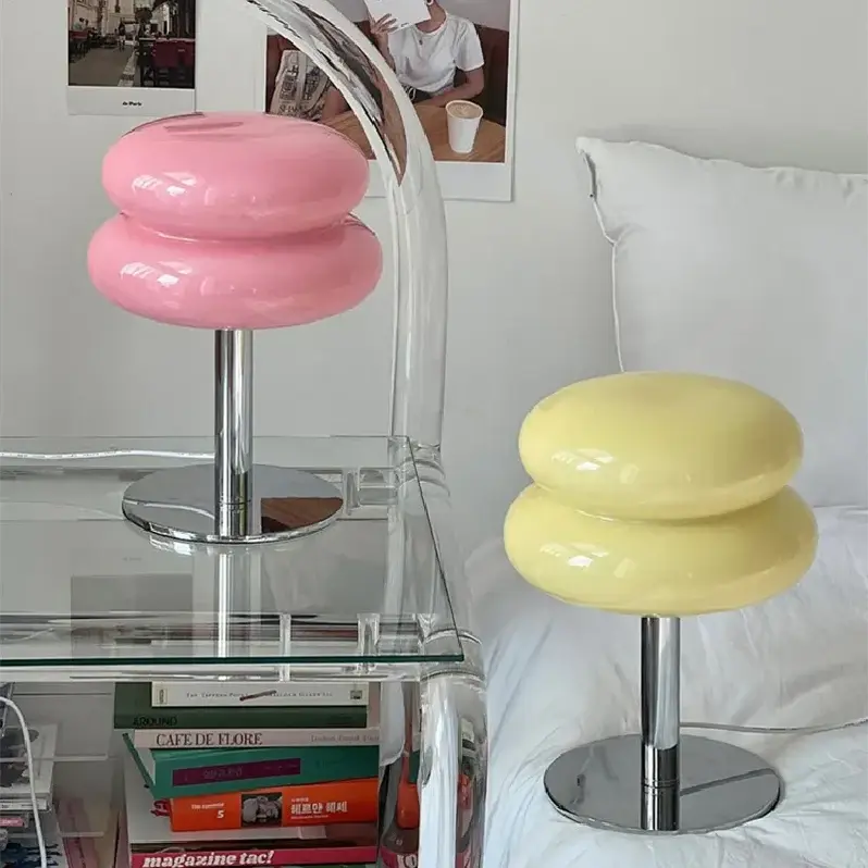 Moderne bordlampe Motelys
