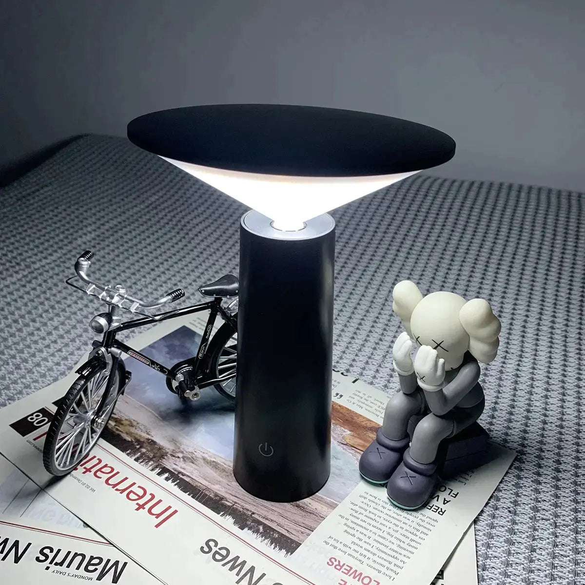 LumiFlex - Trådløs Bordlampe for Modern Belysning Motelys