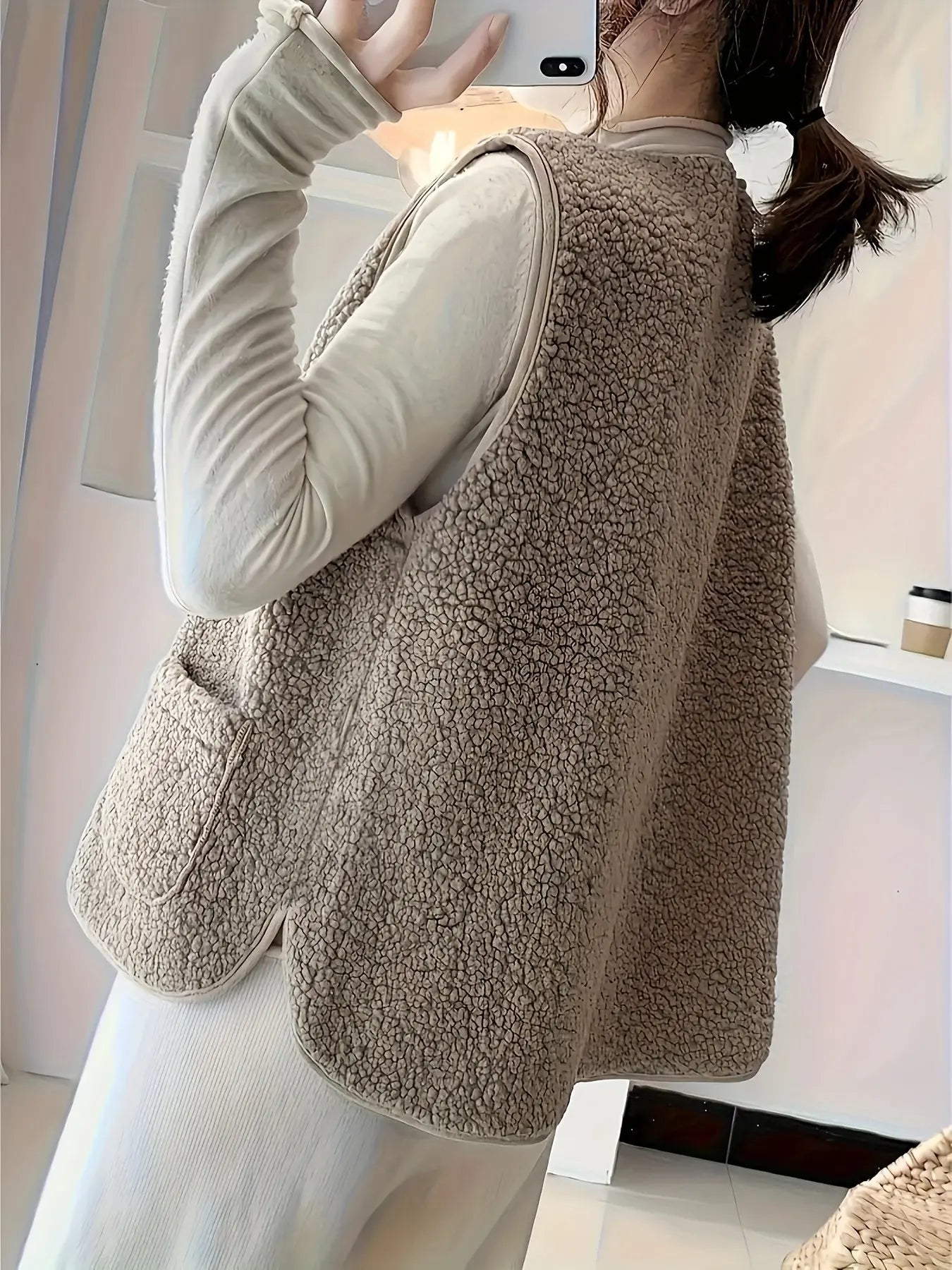 CozyNest - Varm Vest for Kvinner til Komfortable Dager Motelys