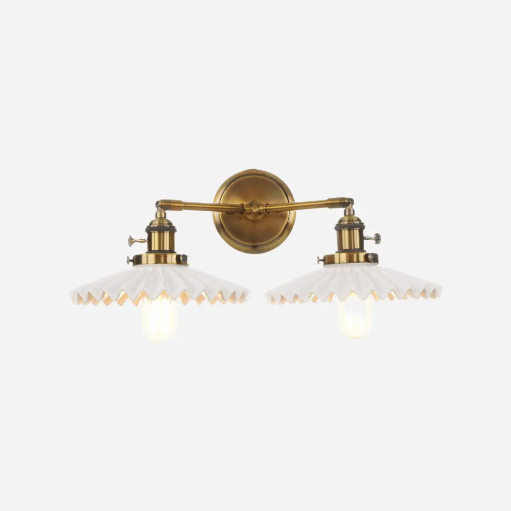 LuxeGlow - Keramisk Dobbelthodelampe med Klassisk Stil Motelys