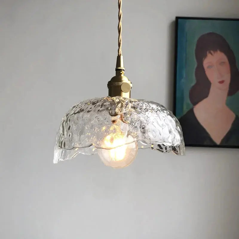 BrassGlow - Elegant Pendellampe i Messingglass for Stilfulle Rom Motelys