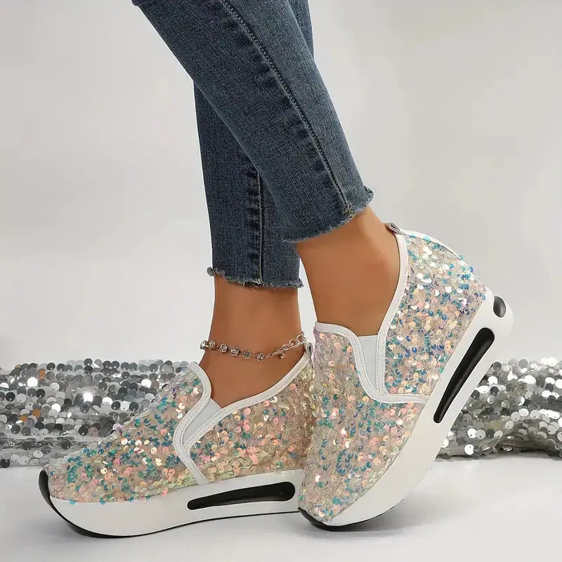 ChicRise - Trendy Slip On Kilehæl for Elegante Anledninger Motelys