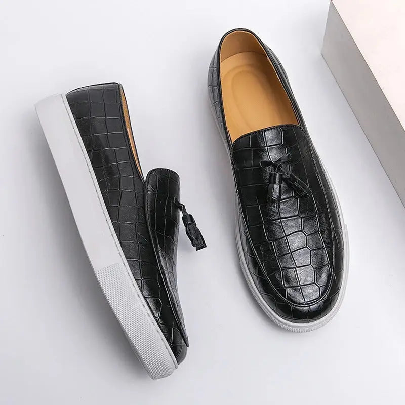 TrendStep - Sofistikerte Loafers for Menn som Holder Stilen Motelys