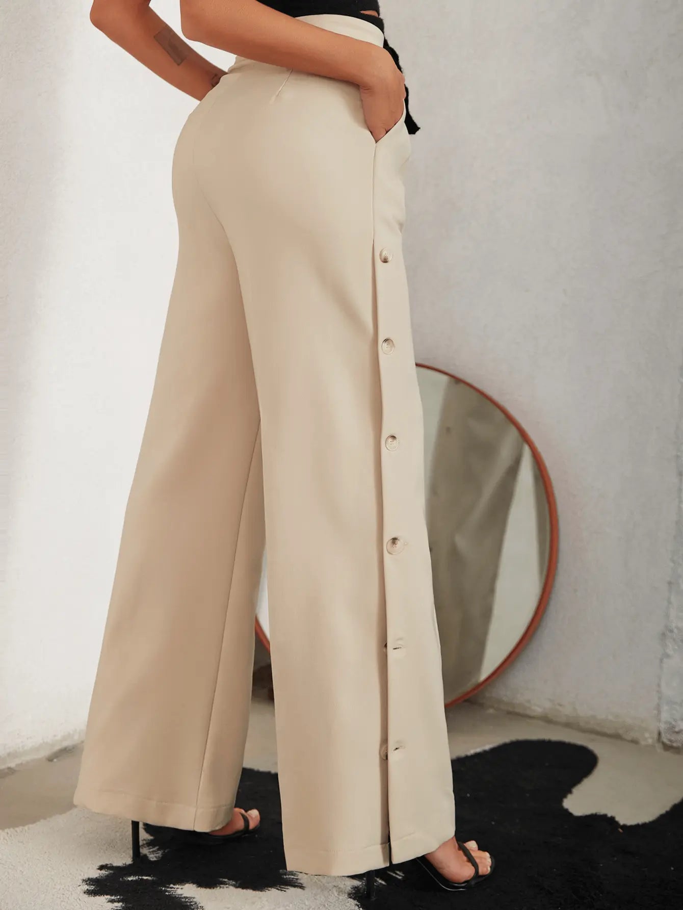 ChicVibe - Bukser med Vide Ben og Knapper i Siden for Style Motelys