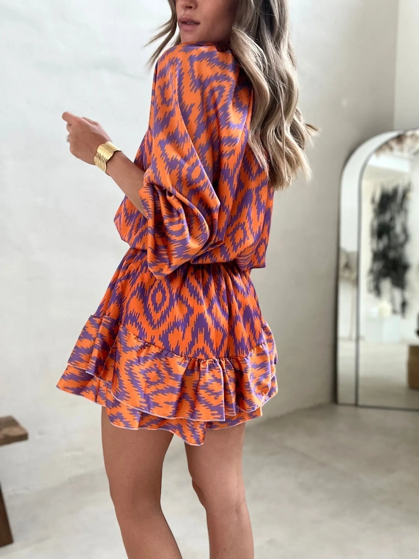 SunshineEssence - Midi Solkjole for Sommeren med Stil Motelys