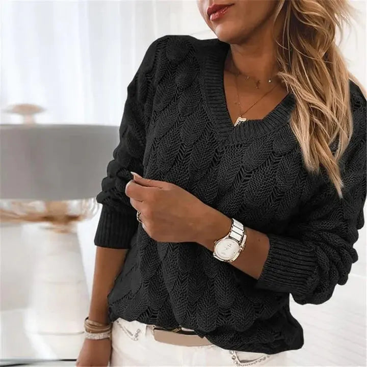 KnitStyle - Heklet Genser med V-Hals for Unik Eleganse Motelys
