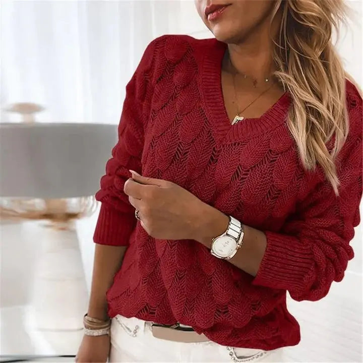 KnitStyle - Heklet Genser med V-Hals for Unik Eleganse Motelys